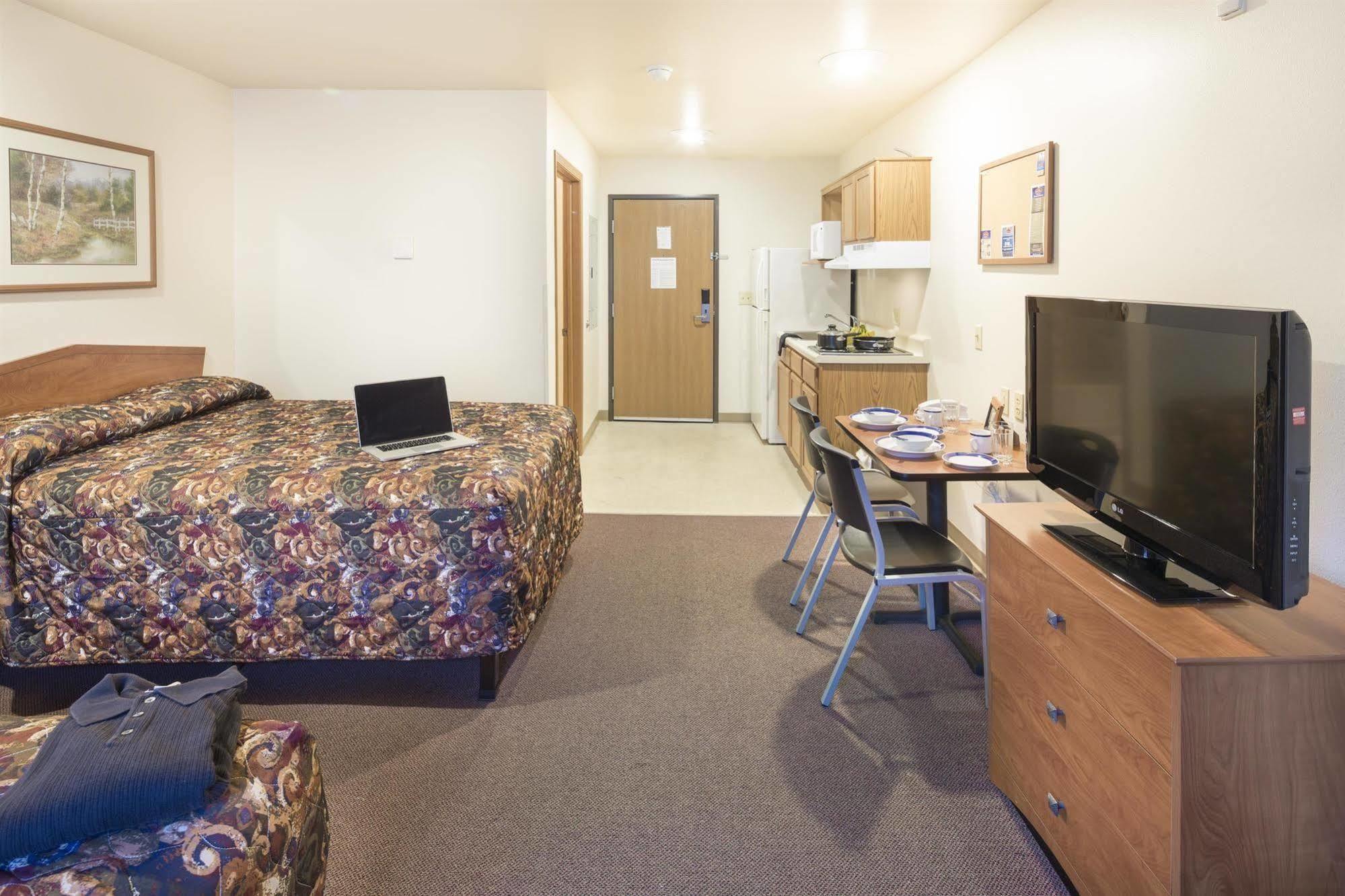 Extended Stay America Select Suites - Wichita - South מראה חיצוני תמונה