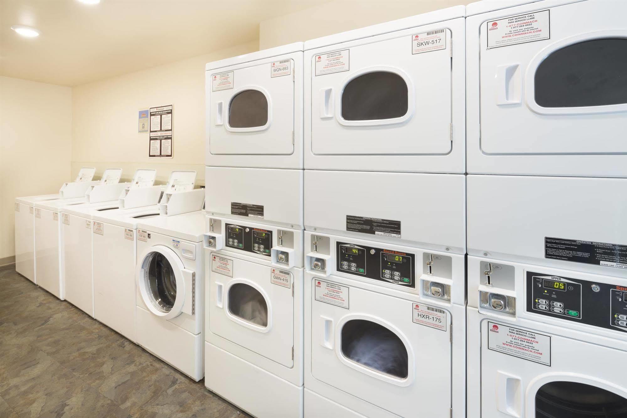 Extended Stay America Select Suites - Wichita - South מראה חיצוני תמונה